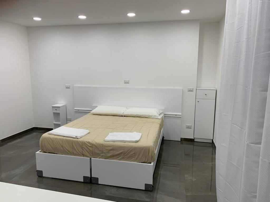Mondo Suites Apartments نابولي المظهر الخارجي الصورة