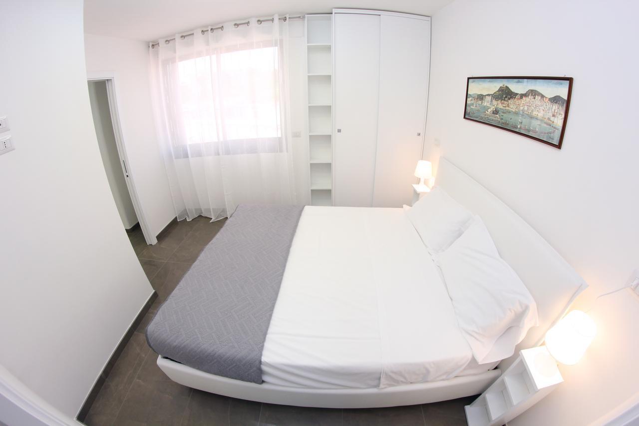 Mondo Suites Apartments نابولي المظهر الخارجي الصورة
